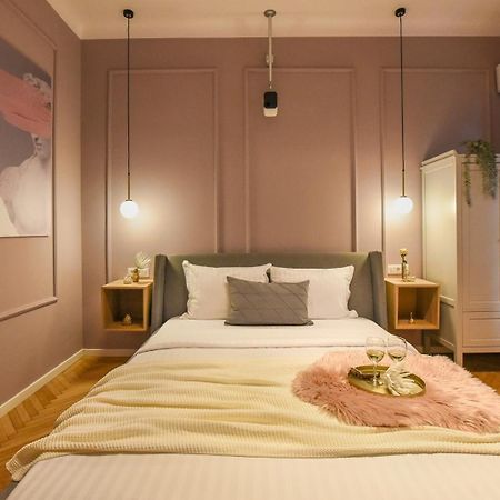 Modern Stay - Central Studios With Wall Projector Near Radisson 부쿠레슈티 외부 사진