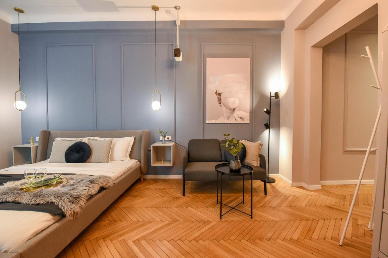 Modern Stay - Central Studios With Wall Projector Near Radisson 부쿠레슈티 외부 사진