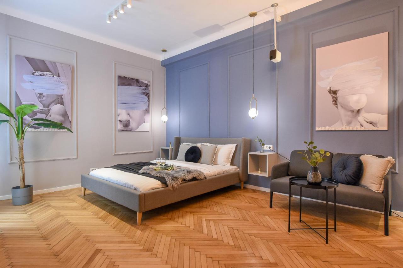 Modern Stay - Central Studios With Wall Projector Near Radisson 부쿠레슈티 외부 사진