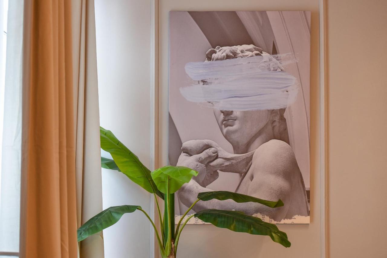 Modern Stay - Central Studios With Wall Projector Near Radisson 부쿠레슈티 외부 사진