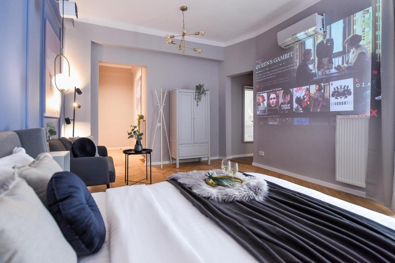 Modern Stay - Central Studios With Wall Projector Near Radisson 부쿠레슈티 외부 사진