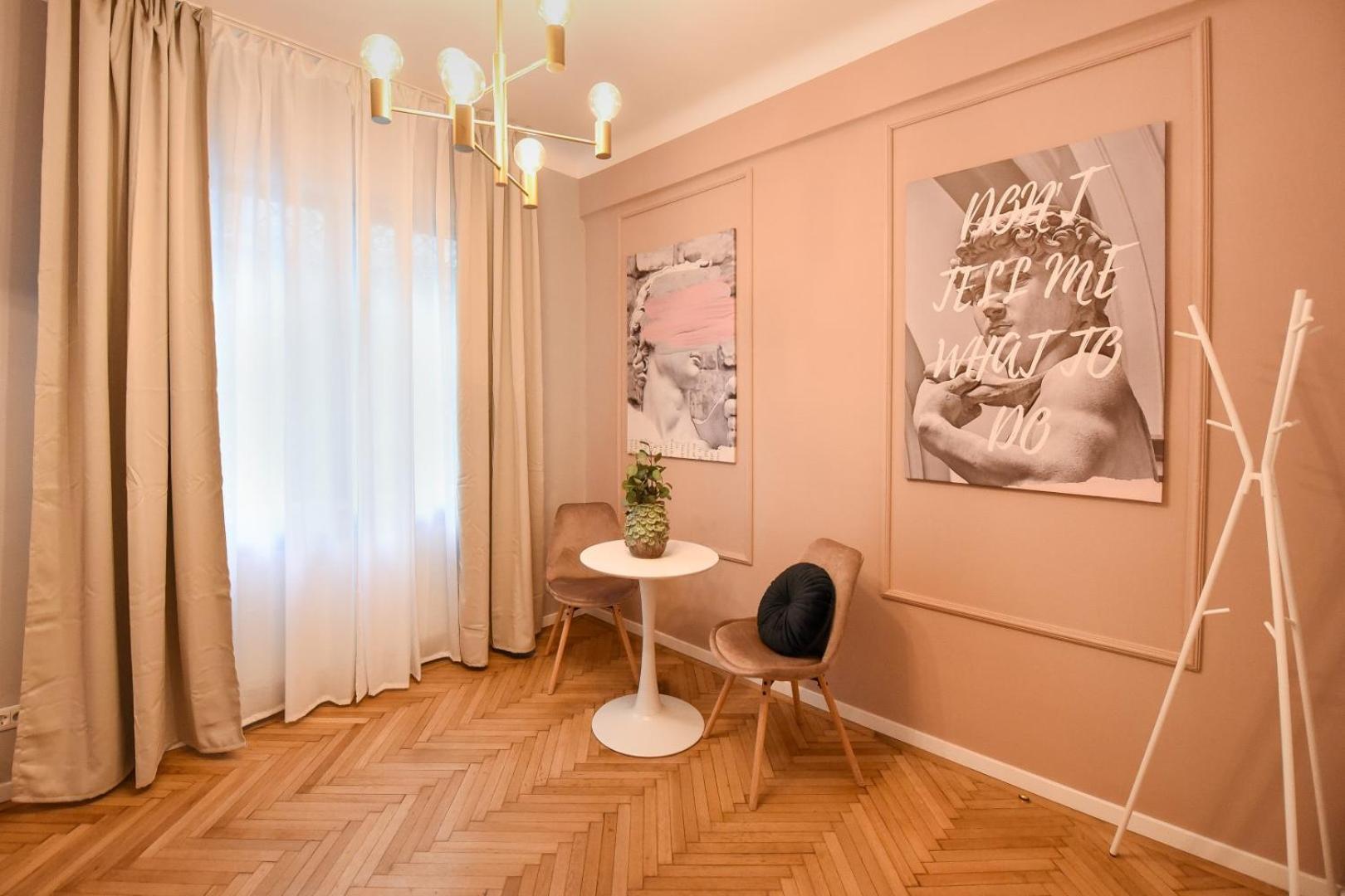 Modern Stay - Central Studios With Wall Projector Near Radisson 부쿠레슈티 외부 사진