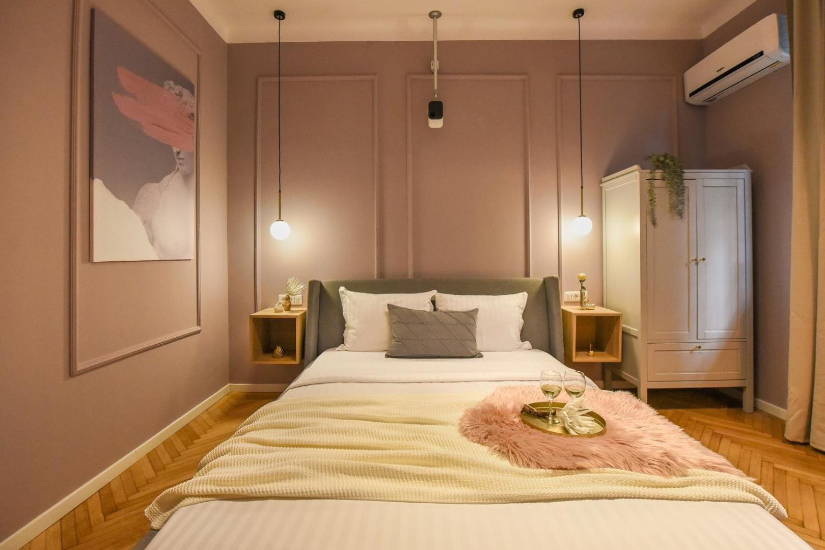 Modern Stay - Central Studios With Wall Projector Near Radisson 부쿠레슈티 외부 사진