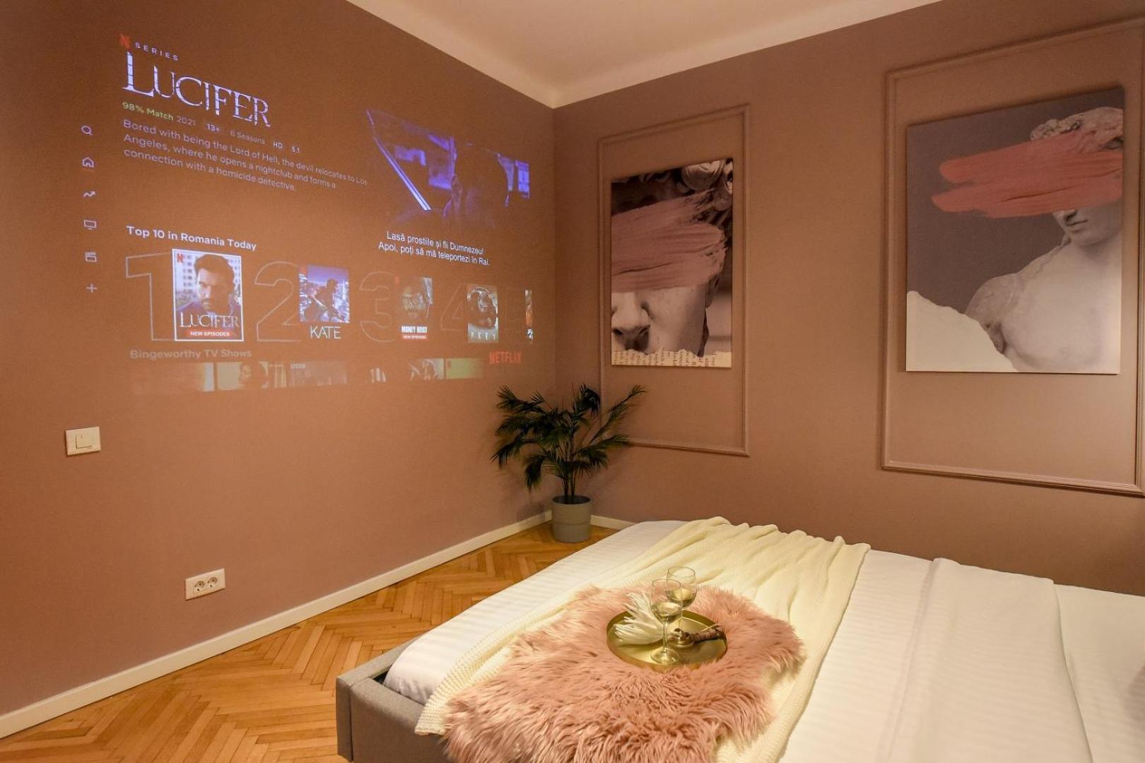 Modern Stay - Central Studios With Wall Projector Near Radisson 부쿠레슈티 객실 사진